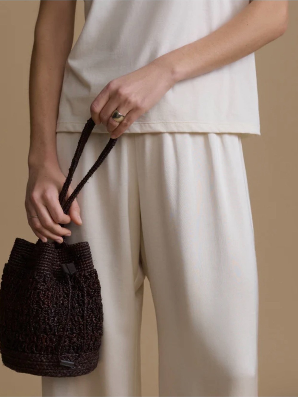 Jenni Kayne Riviera Raffia Bucket Bag dark brown brand new nvr worn! - Picture 4 of 4